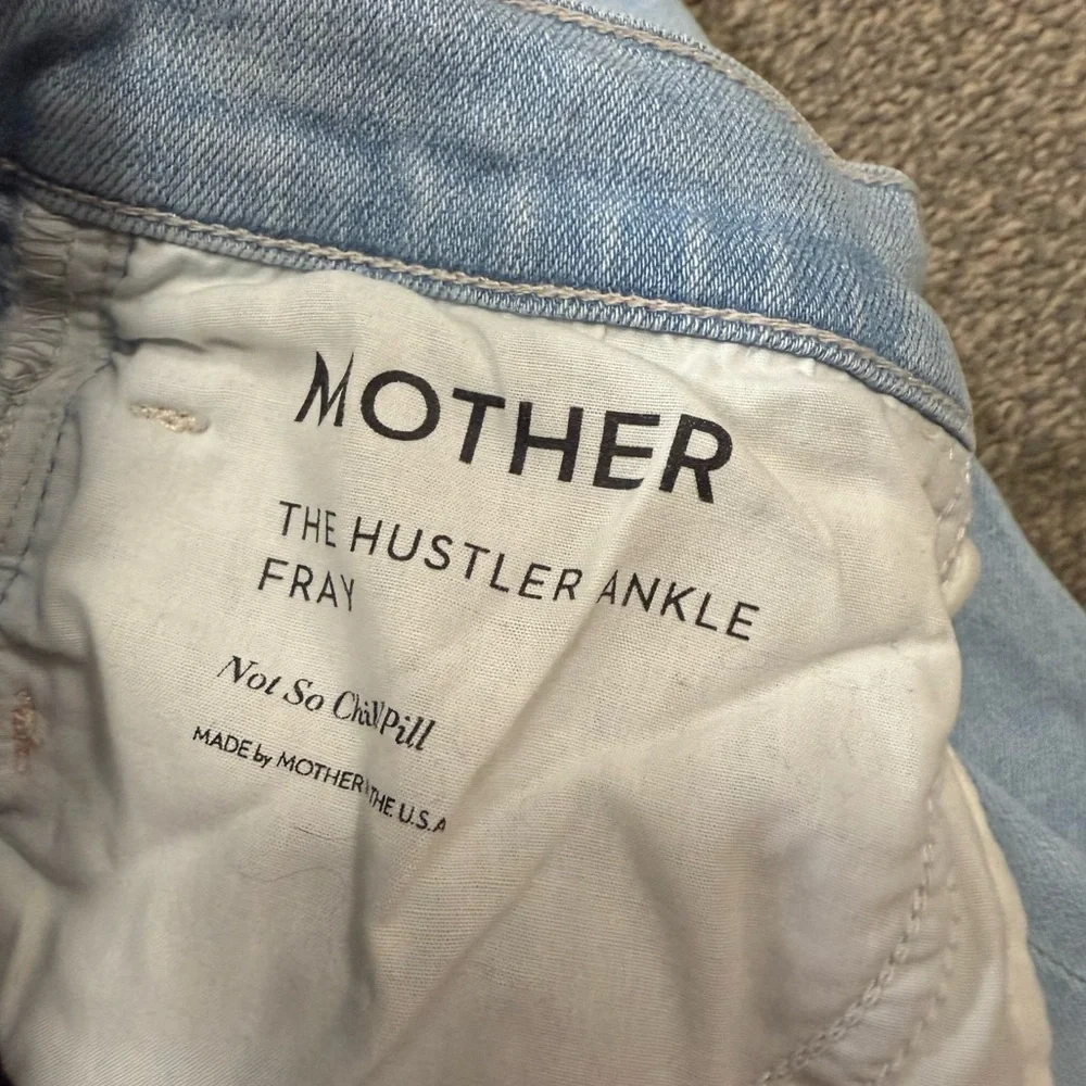Viral MOTHER The Hustler Ankle Fray Women Jeans in Not So Chill Pill size 27 - Picture 7 of 10